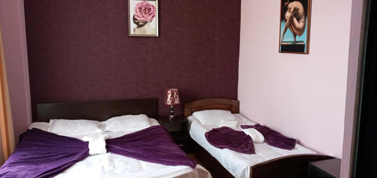 Hotel Twins Anna Kobuleti Esterno foto